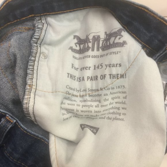 Levi's 505 Blue Jeans (34 X 26* ) - Picture 8 of 8